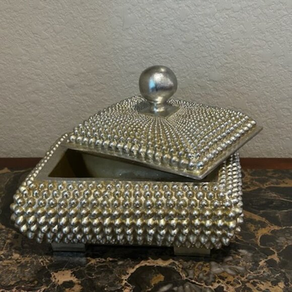 NWT Vintage Coffee Table Champagne Textured Studded Jewelry Trinket Box - Picture 6 of 15